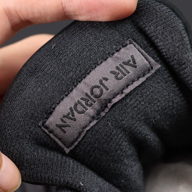 LJR BATCH Air Jordan 4 Retro Black Cat 2025 FV5029-010