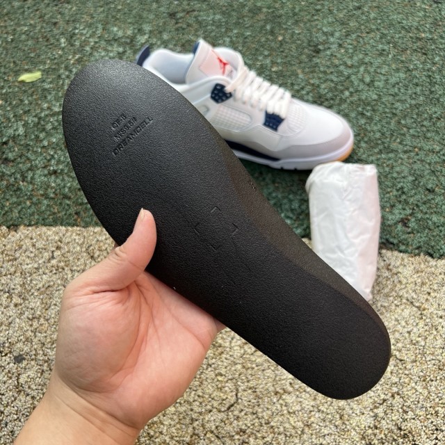 LJR BATCH Air Jordan 4 Retro SB Navy DR5415-100