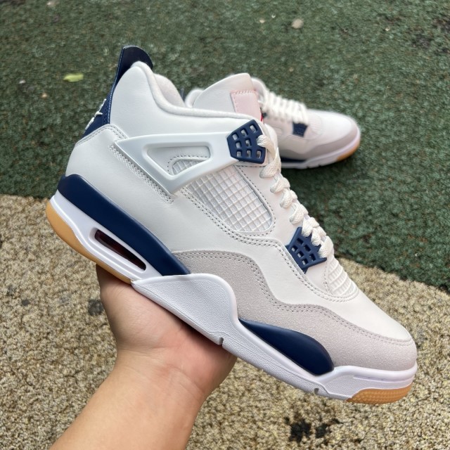 LJR BATCH Air Jordan 4 Retro SB Navy DR5415-100