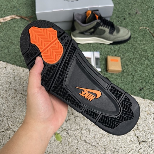 LJR BATCH UNDEFEATED x Air Jordan 4 IB1519-200