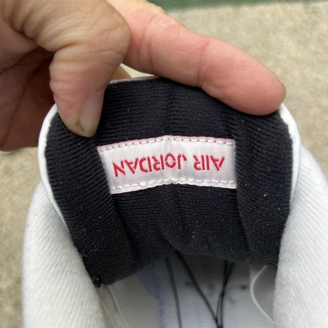 LJR BATCH Air Jordan 4 Retro White Cement 2025 FV5029-100