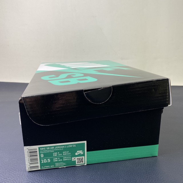 DG BATCH Nike SB Air Jordan 1 Low CJ7891 401