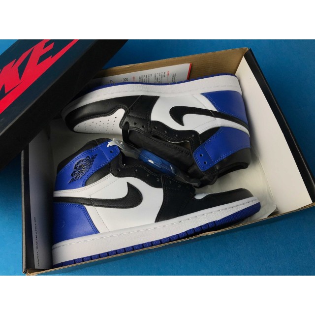GET BATCH Fragment Design x Air Jordan 1 Retro High OG 716371 040