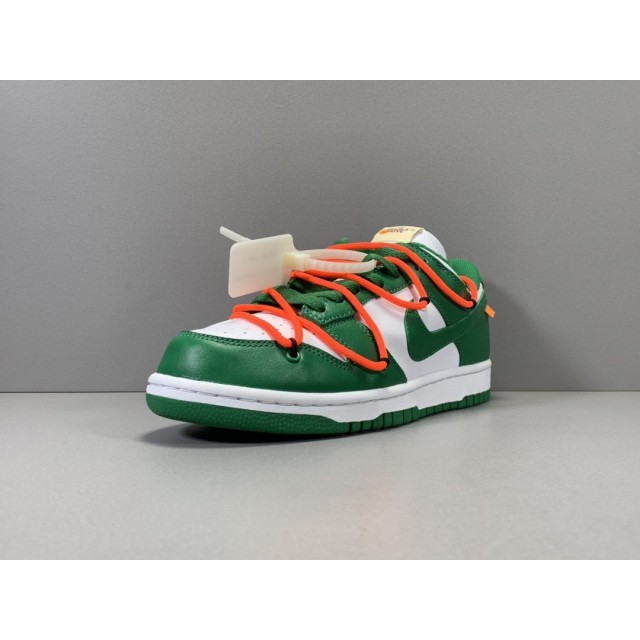 GD BATCH Off-White x Futura x NK SB Dunk Low CT0856-100